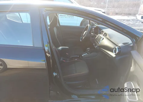 2022 Nissan Versa 1.6 Sr Xtronic Cvt z USA, uszkodzony, nr VIN 3N1CN8FV0NL856427